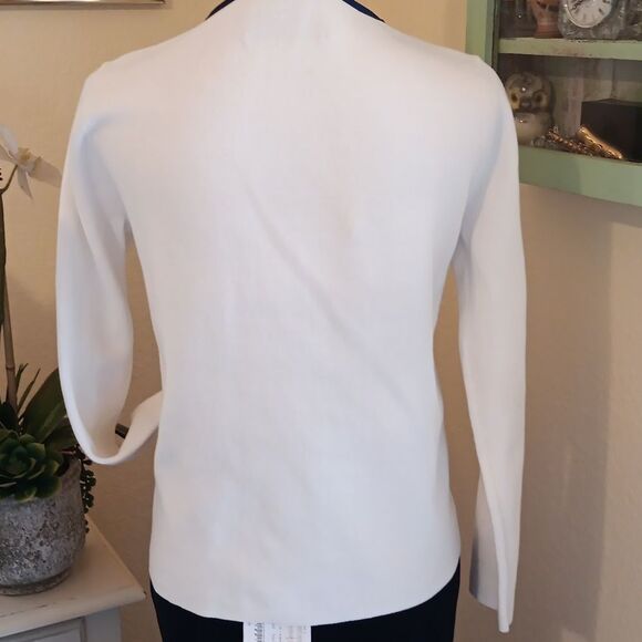 Winser London Elegant White Sweater/Jacket with Navy Accents. Preppy. Nautical. - Picture 6 of 10